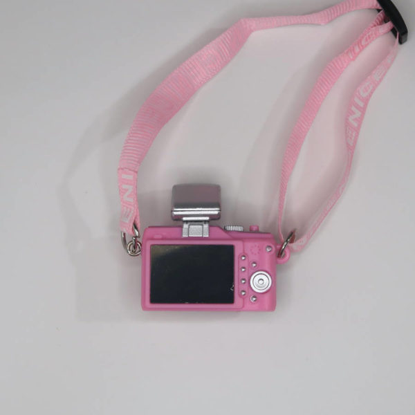 фотоаппарат на ремне розовый3